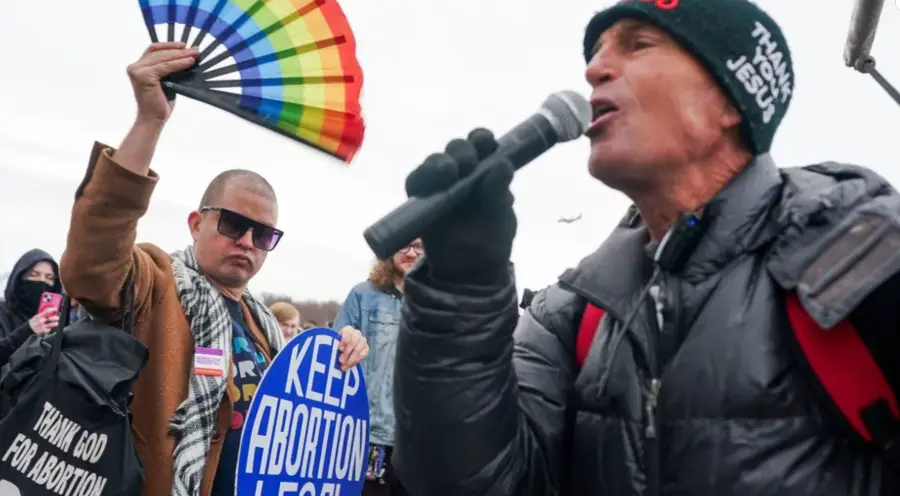 batch Screenshot 2025 01 20 at 14.48.34